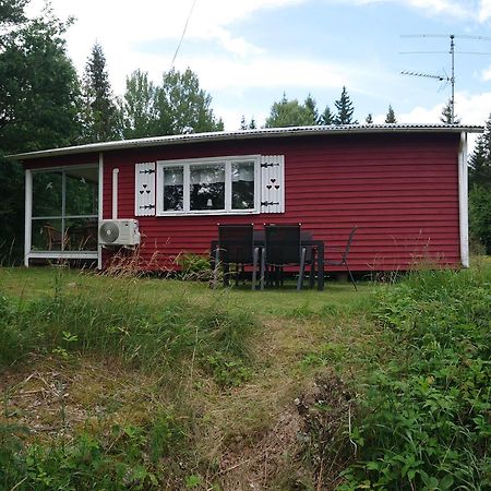 Stuga Vad Vatten Åsarp المظهر الخارجي الصورة